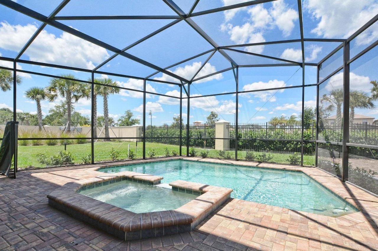 Villa 1800 Luxury Windsor Near Oversize Pool Kissimmee